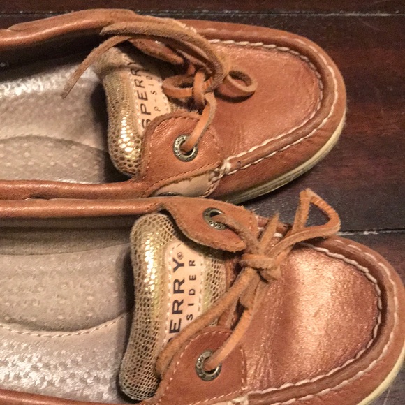 Sperrys gold and tan size 7 - Picture 3 of 7